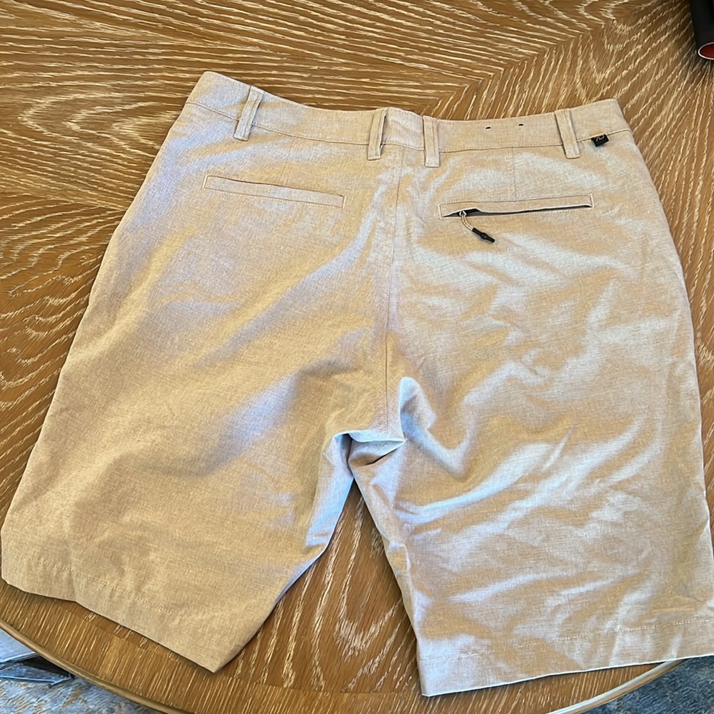 7 Diamonds Performance Shorts - Picture 2 of 4